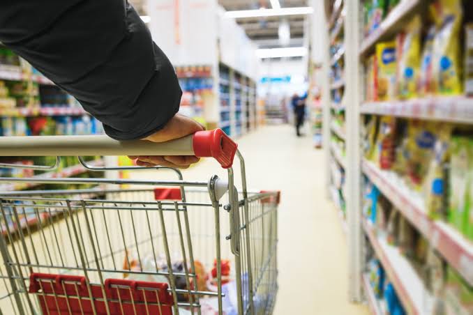Resenha da semana: inflação dá trégua e endividamento das famílias para de subir