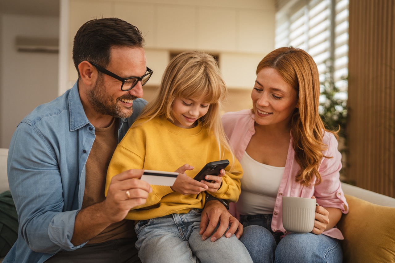 Como saber quem gastou o quê no cartão de crédito compartilhado da família